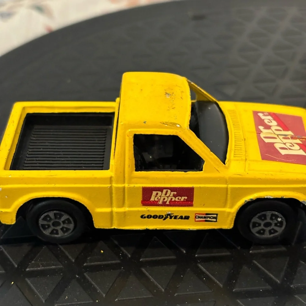 Vintage Trucks Earth Movers Matchbox Tonka TootsieToy Die Cast